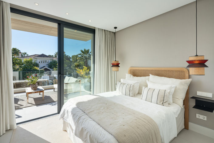 Image No.13-5 Bed Villa for sale