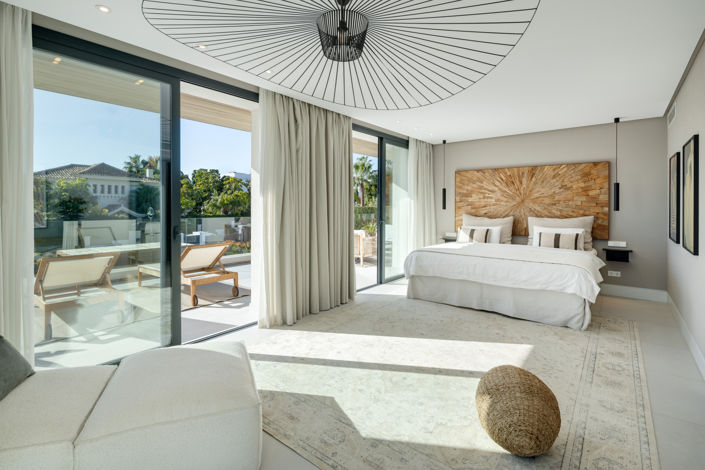 Image No.6-5 Bed Villa for sale