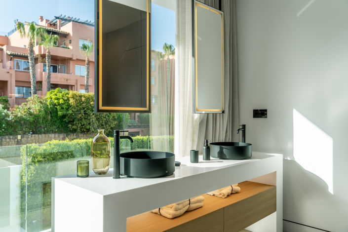 Image No.17-5 Bed Villa for sale