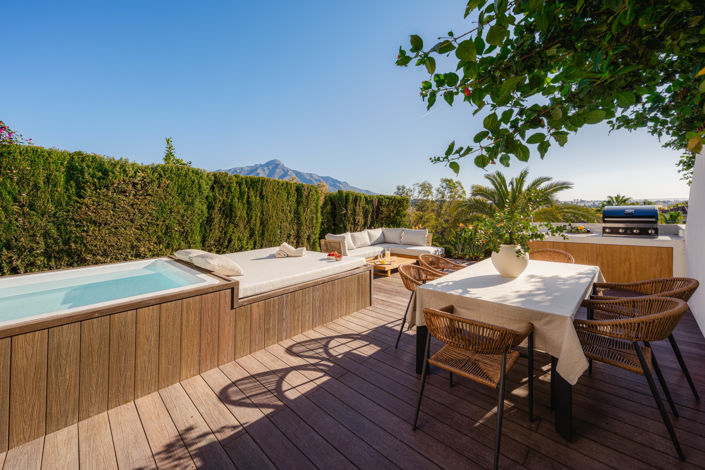 Image No.1-3 Bed Property for sale