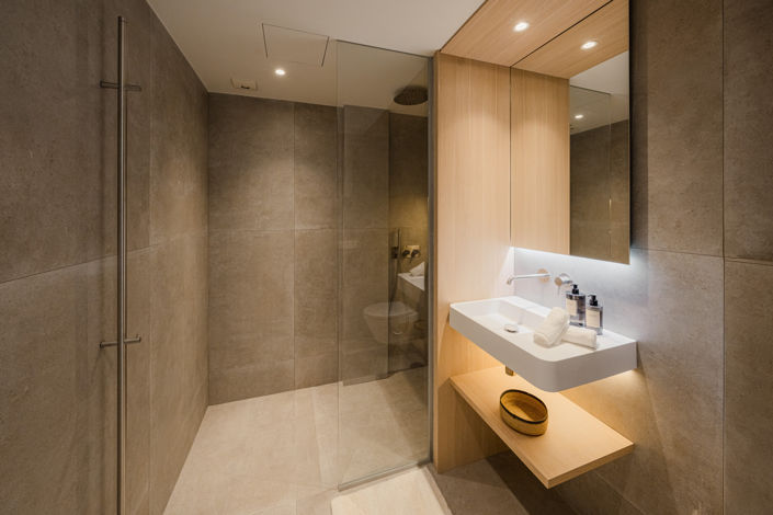 Image No.10-3 Bed Property for sale