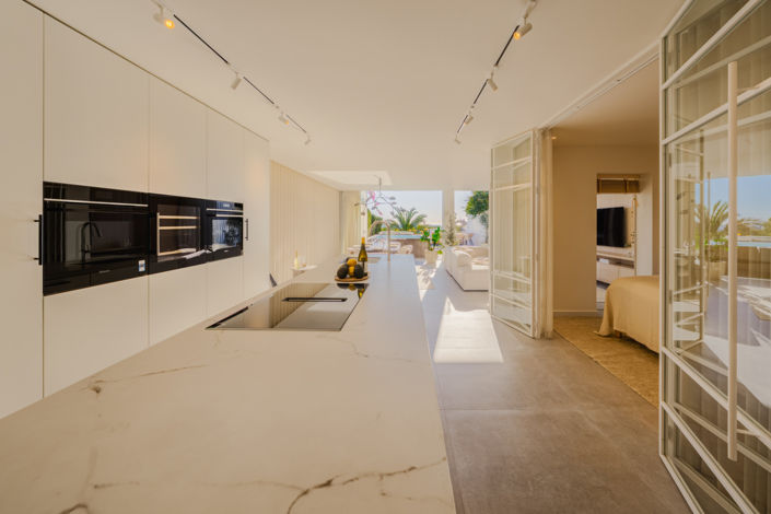 Image No.6-3 Bed Property for sale