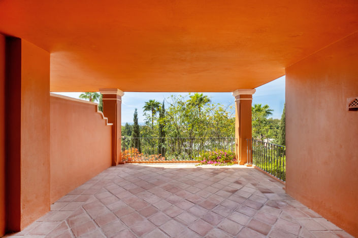 Image No.13-2 Bed Property for sale