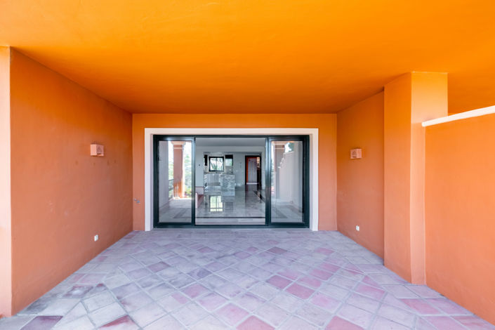 Image No.14-2 Bed Property for sale