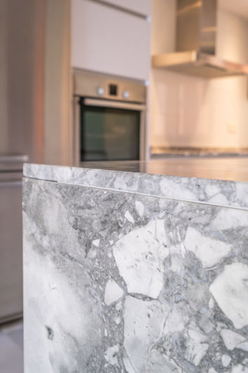 Image No.5-2 Bed Property for sale