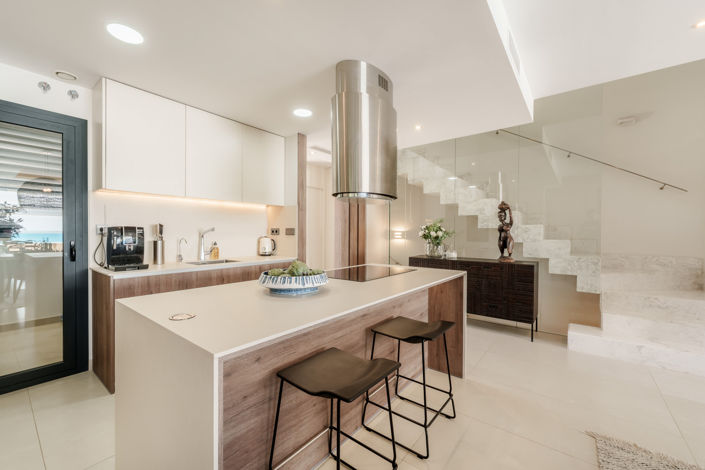 Image No.3-5 Bed Townhouse for sale