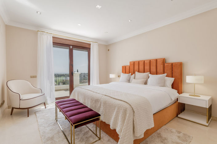 Image No.11-11 Bed Villa for sale