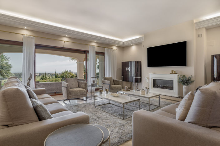 Image No.2-11 Bed Villa for sale