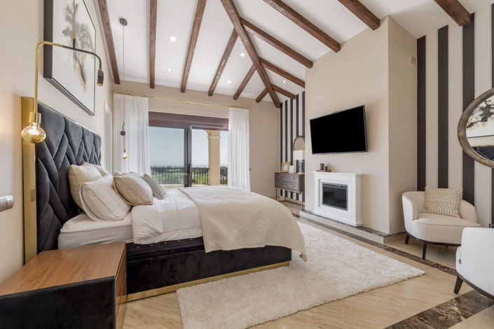 Image No.7-11 Bed Villa for sale