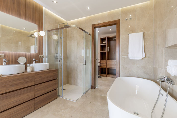 Image No.9-11 Bed Villa for sale