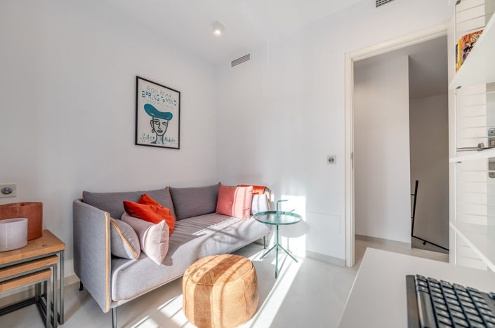 Image No.12-3 Bed Townhouse for sale