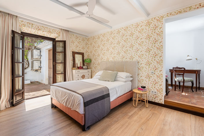 Image No.11-4 Bed House for sale