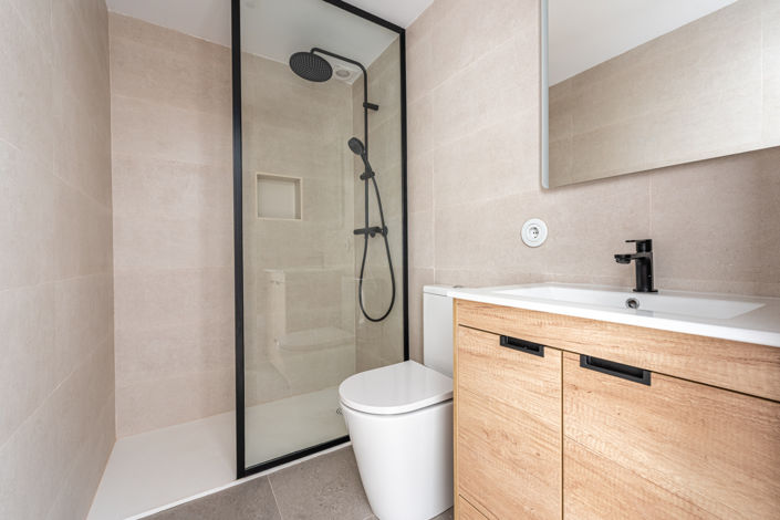 Image No.21-4 Bed House for sale