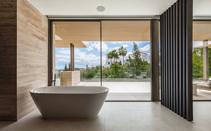 Image No.14-5 Bed Villa for sale