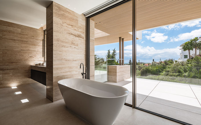 Image No.17-5 Bed Villa for sale