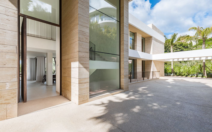 Image No.30-5 Bed Villa for sale