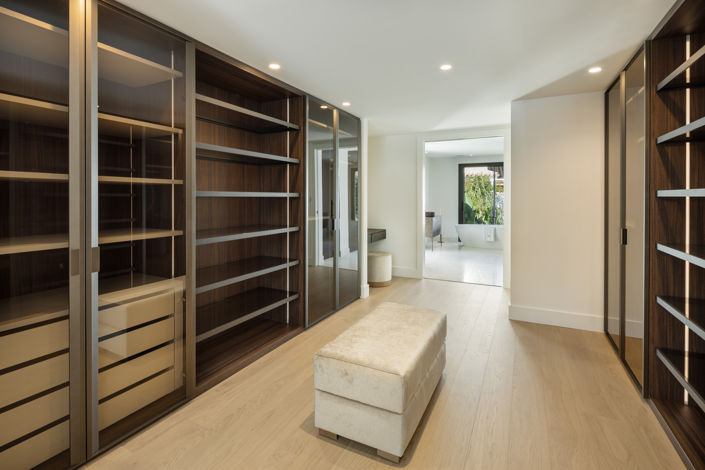 Image No.9-5 Bed Villa for sale