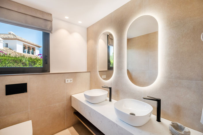 Image No.13-4 Bed Villa for sale