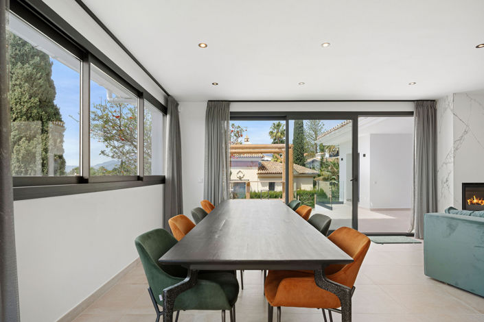 Image No.7-4 Bed Villa for sale