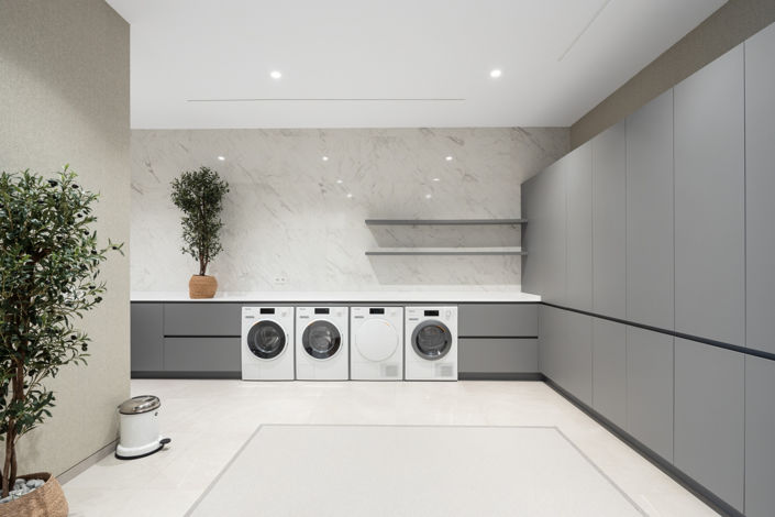 Image No.20-8 Bed Villa for sale