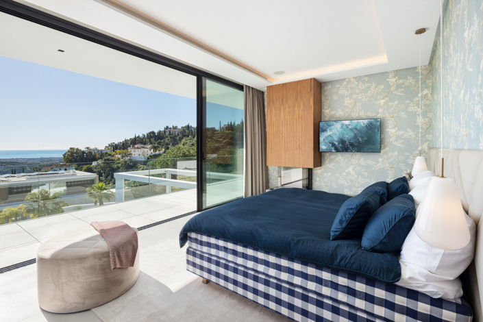 Image No.7-8 Bed Villa for sale