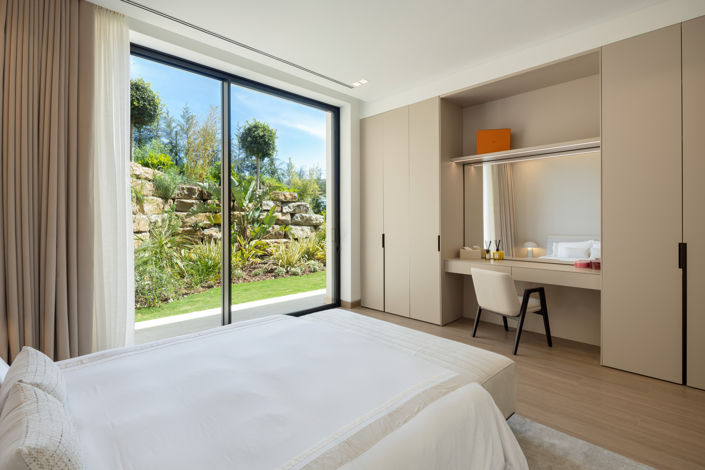 Image No.14-6 Bed Villa for sale