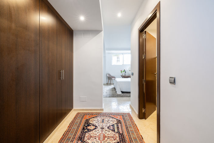 Image No.10-4 Bed Townhouse for sale