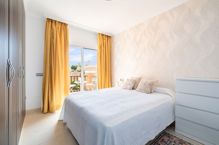 Image No.13-4 Bed Townhouse for sale