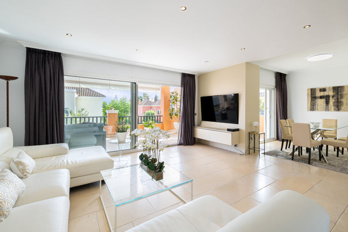 Image No.3-4 Bed Townhouse for sale