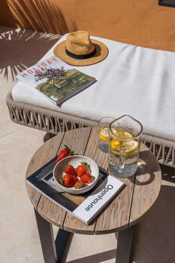 Image No.24-4 Bed Property for sale