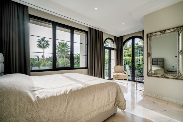 Image No.14-6 Bed Villa for sale