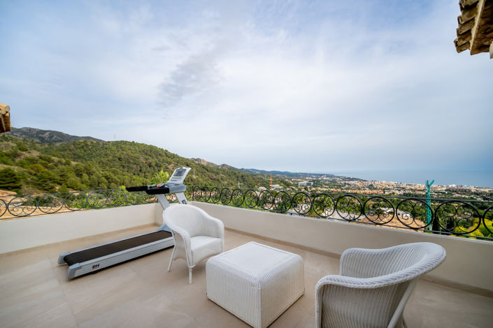 Image No.23-6 Bed Villa for sale