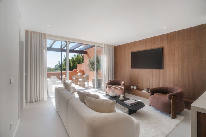 Image No.3-4 Bed Property for sale