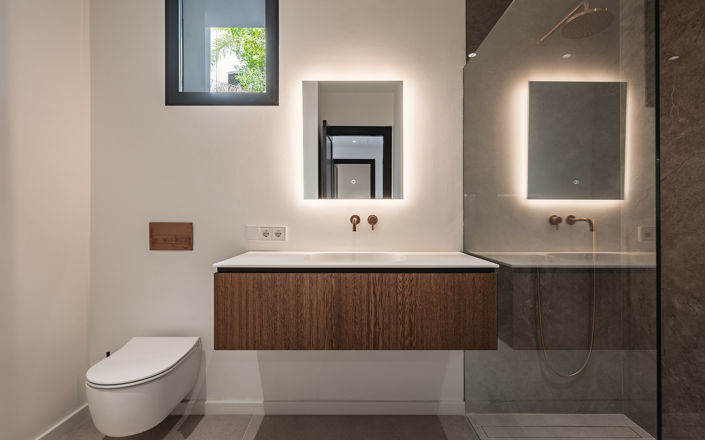 Image No.17-5 Bed Villa for sale