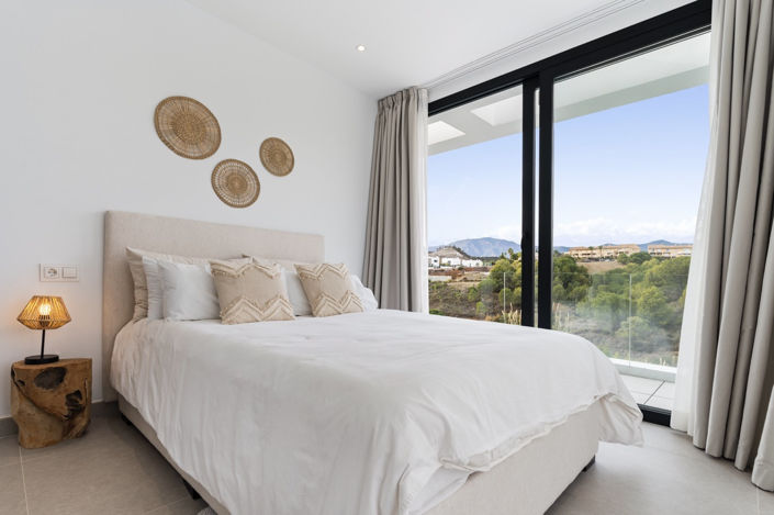 Image No.17-6 Bed Villa for sale