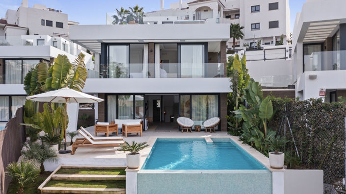 Image No.29-6 Bed Villa for sale