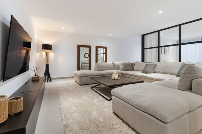 Image No.3-6 Bed Villa for sale