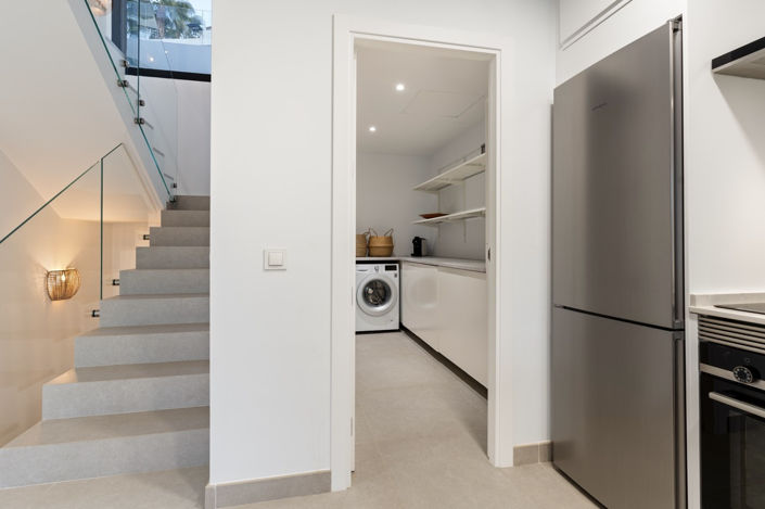 Image No.8-6 Bed Villa for sale