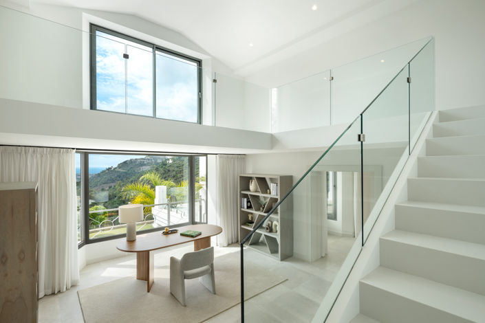 Image No.14-5 Bed Villa for sale