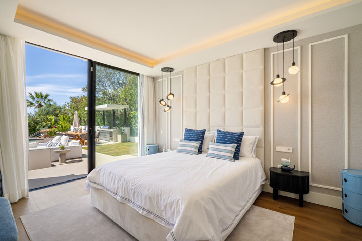 Image No.20-6 Bed Villa for sale