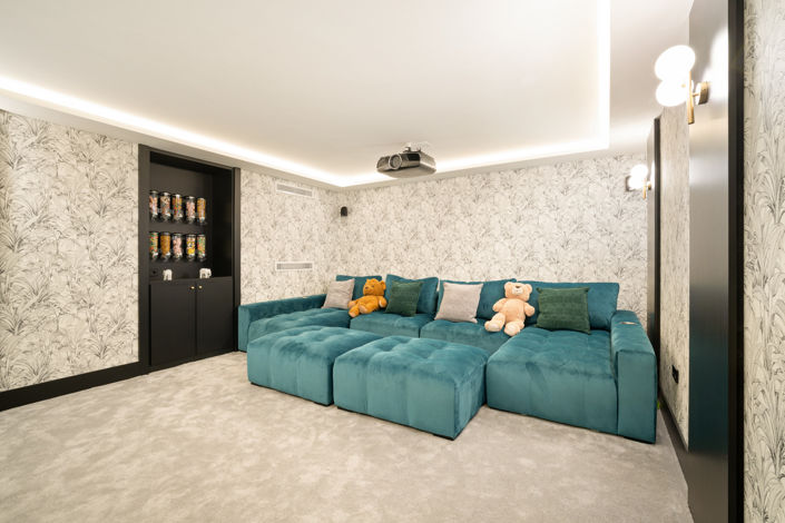 Image No.27-6 Bed Villa for sale