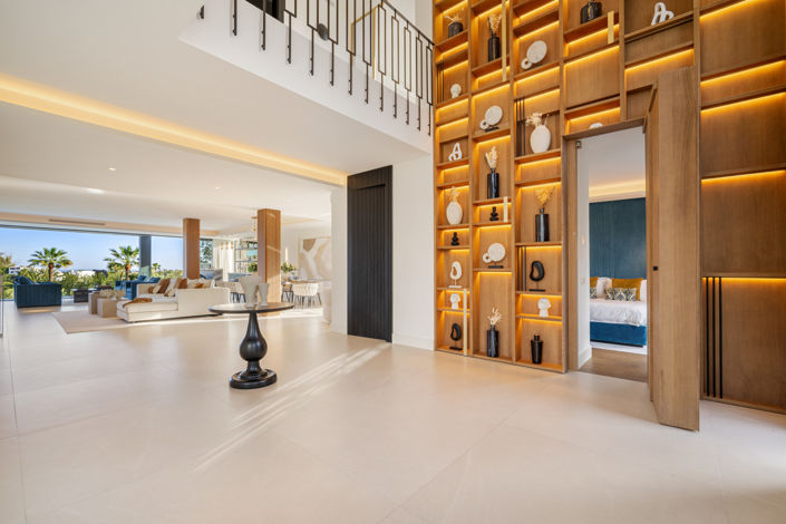 Image No.5-6 Bed Villa for sale