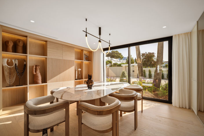 Image No.13-6 Bed Villa for sale