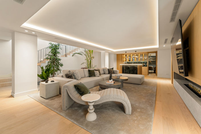 Image No.4-6 Bed Villa for sale