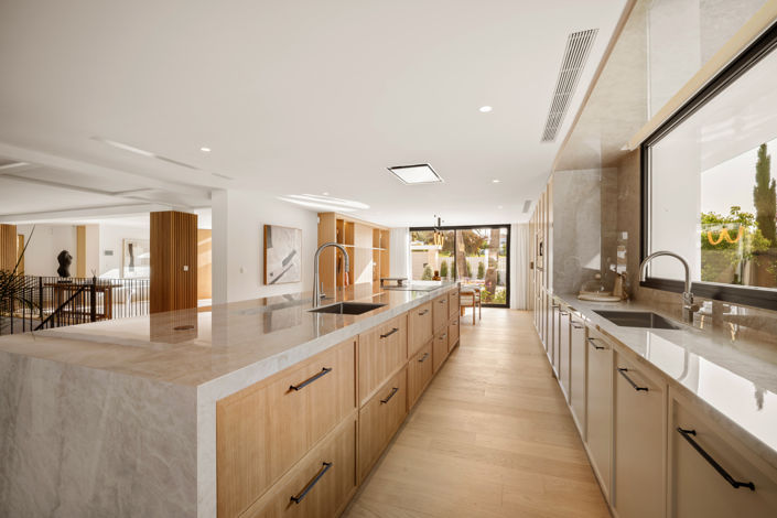 Image No.9-6 Bed Villa for sale