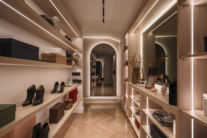 Image No.11-3 Bed Property for sale