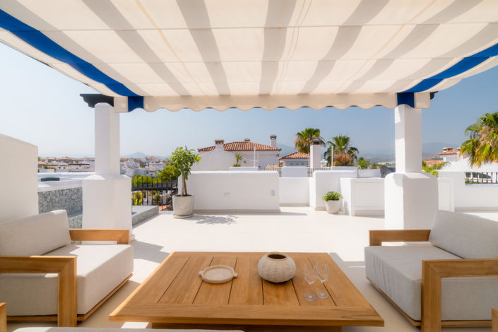 Image No.18-3 Bed Property for sale