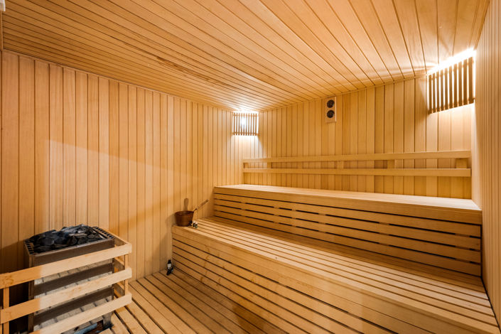 Image No.11-8 Bed Villa for sale