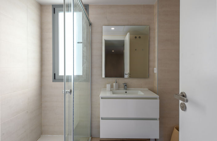 Image No.13-2 Bed Apartment for sale