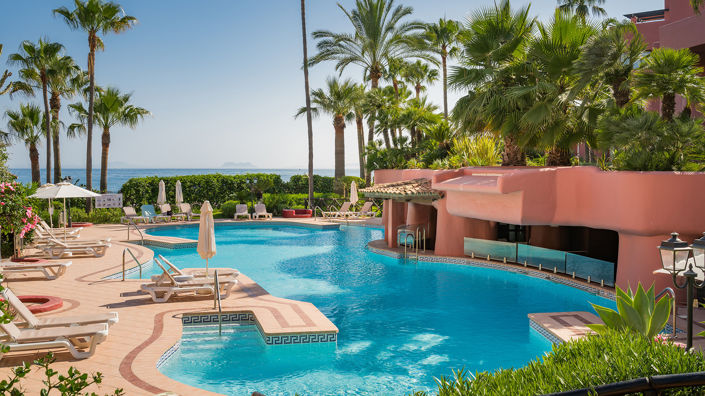 Image No.28-3 Bed Property for sale